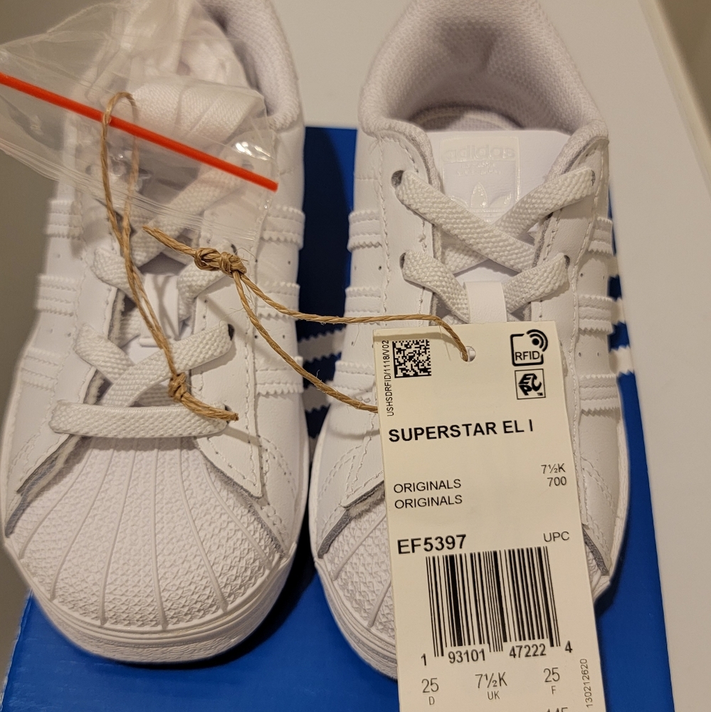 Adidas kids shows